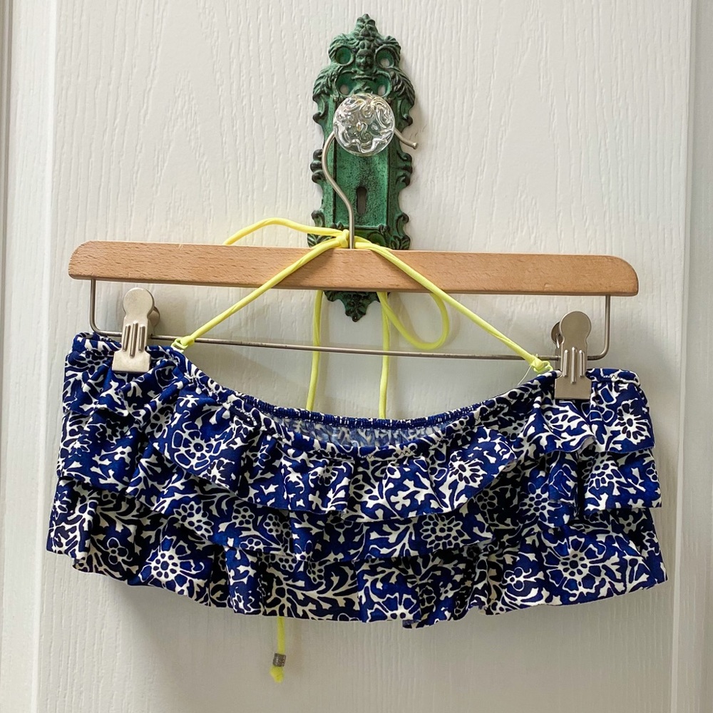 American Eagle Outfitters Blue and White Tropical Bandeau Bikini Top Size XL